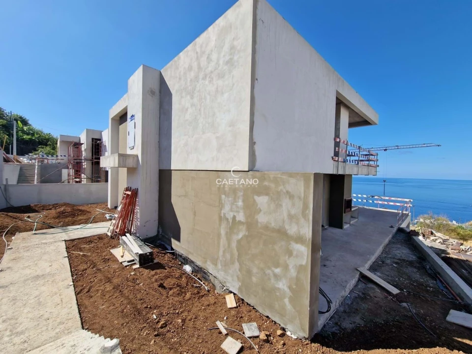 Moradia T3 para Venda em Calheta Foto 10