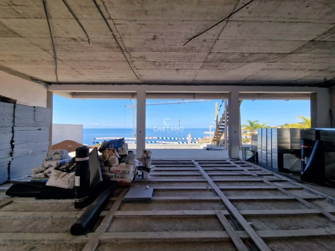 Moradia T3 para Venda em Calheta Foto 11
