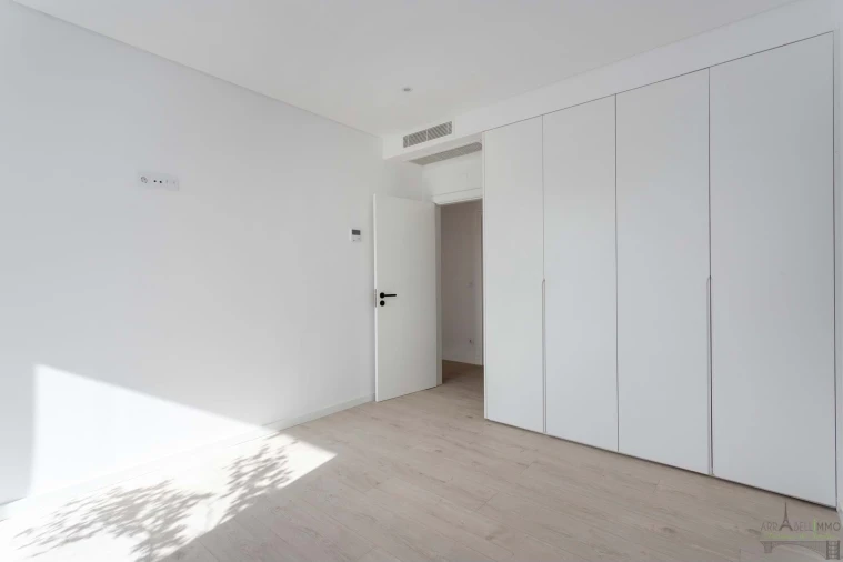 Apartamento T4 para Venda em Barreiro e Lavradio Foto 27