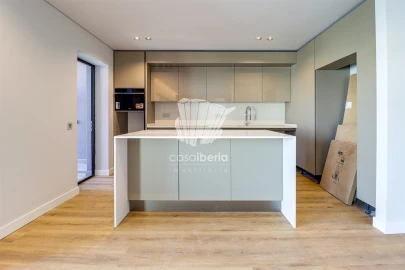 Apartamento T5 para Venda em Faro (Sé e São Pedro)