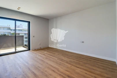 Apartamento T5 para Venda em Faro (Sé e São Pedro)