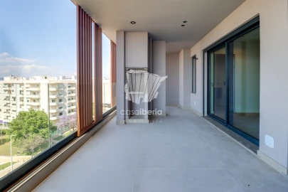 Apartamento T5 para Venda em Faro (Sé e São Pedro)