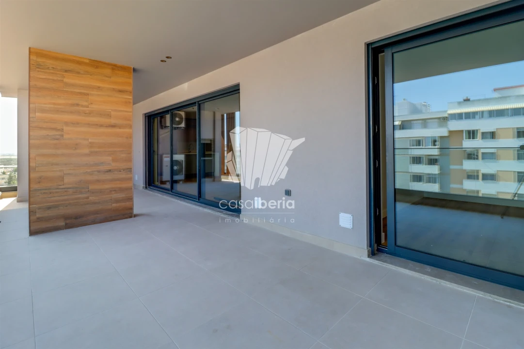 Apartamento T5 para Venda em Faro (Sé e São Pedro) Foto 27