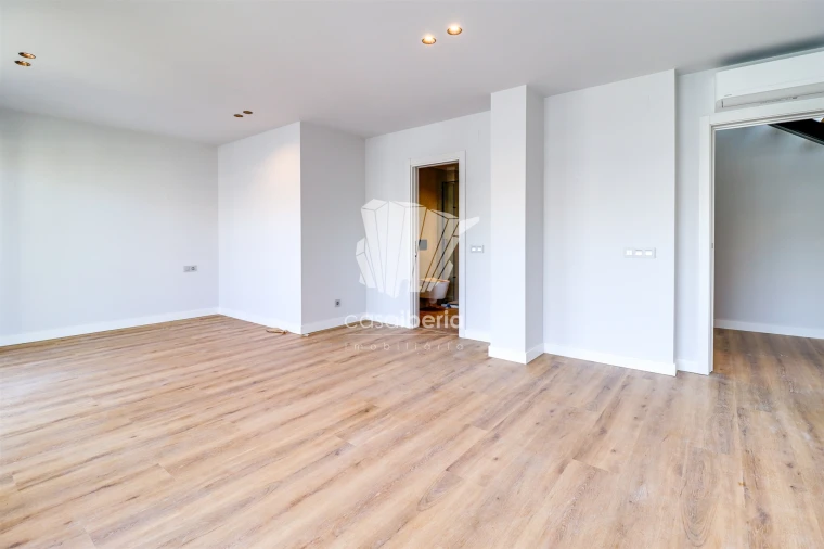 Apartamento T5 para Venda em Faro (Sé e São Pedro) Foto 20