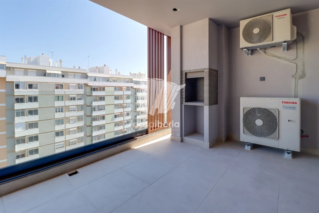 Apartamento T5 para Venda em Faro (Sé e São Pedro) Foto 19