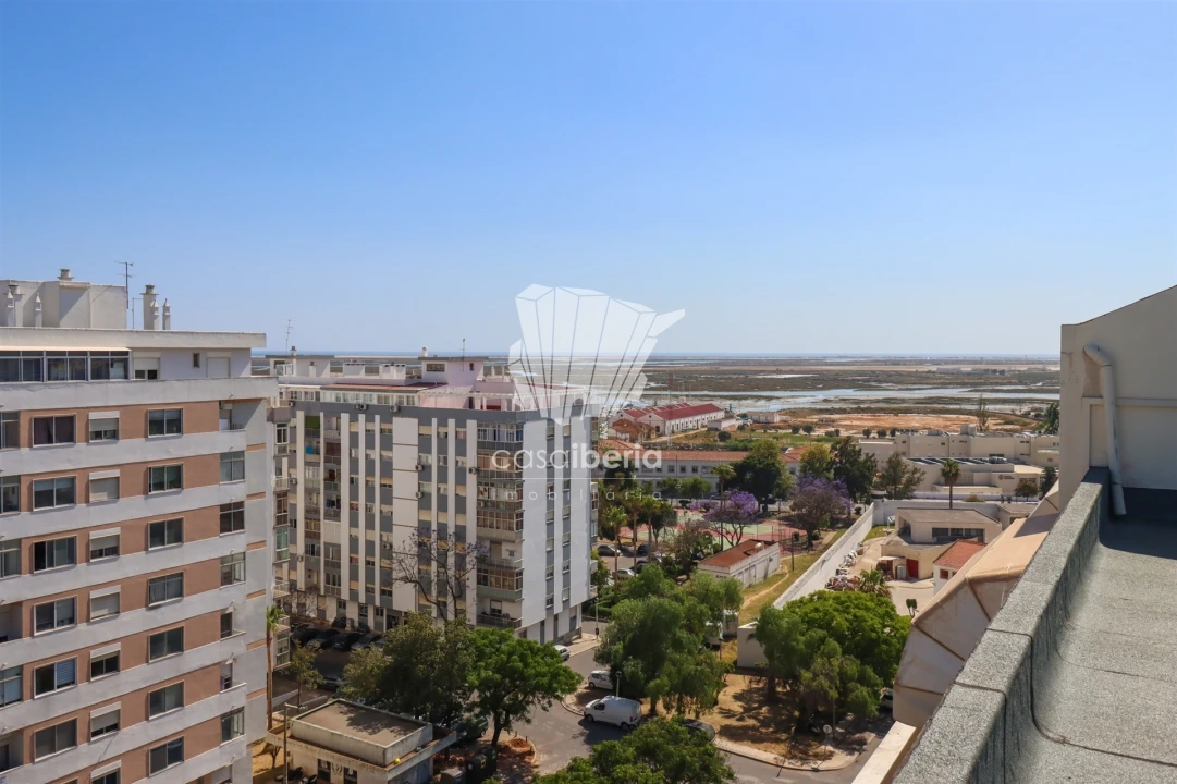 Apartamento T5 para Venda em Faro (Sé e São Pedro) Foto 43