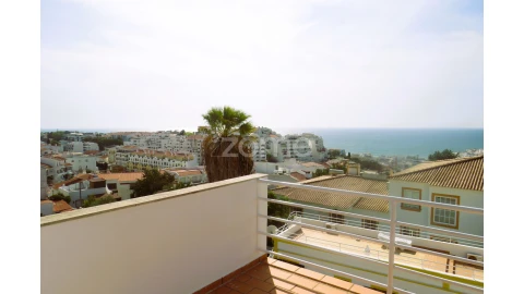 Moradia T11 para Venda em Albufeira e Olhos de Água