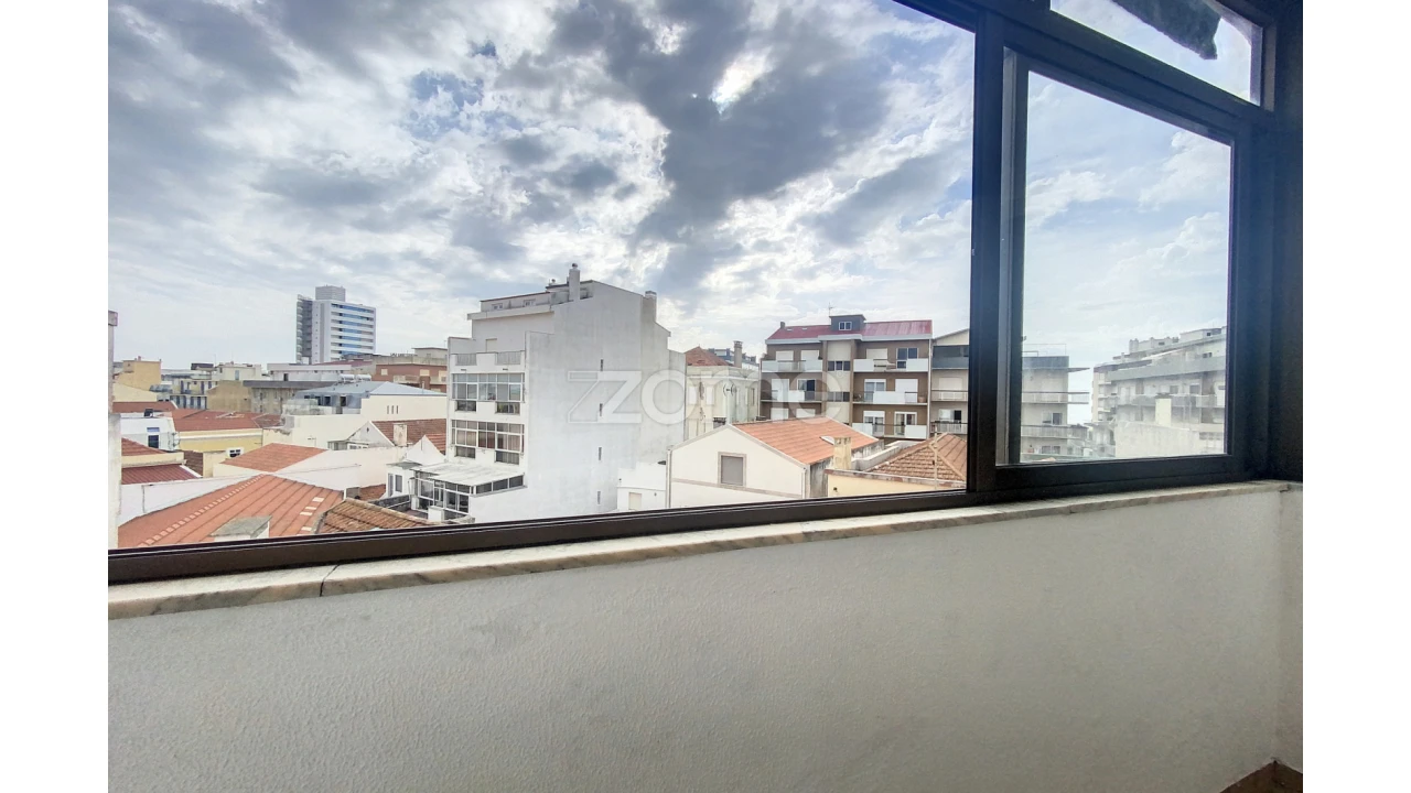 Apartamento T3 para Venda em Buarcos Foto 7
