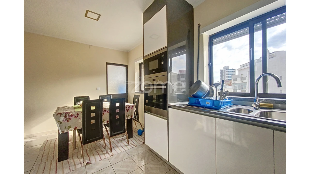 Apartamento T3 para Venda em Buarcos Foto 22