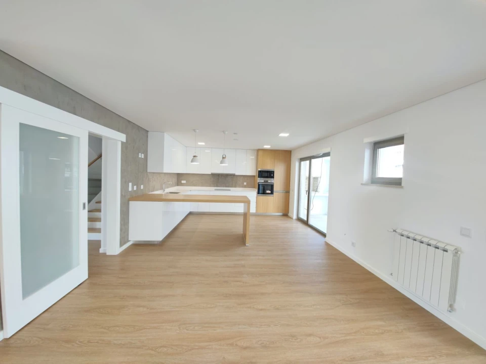 Moradia T5 para Venda em Vila Verde Foto 5