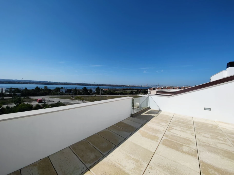 Moradia T5 para Venda em Vila Verde Foto 25