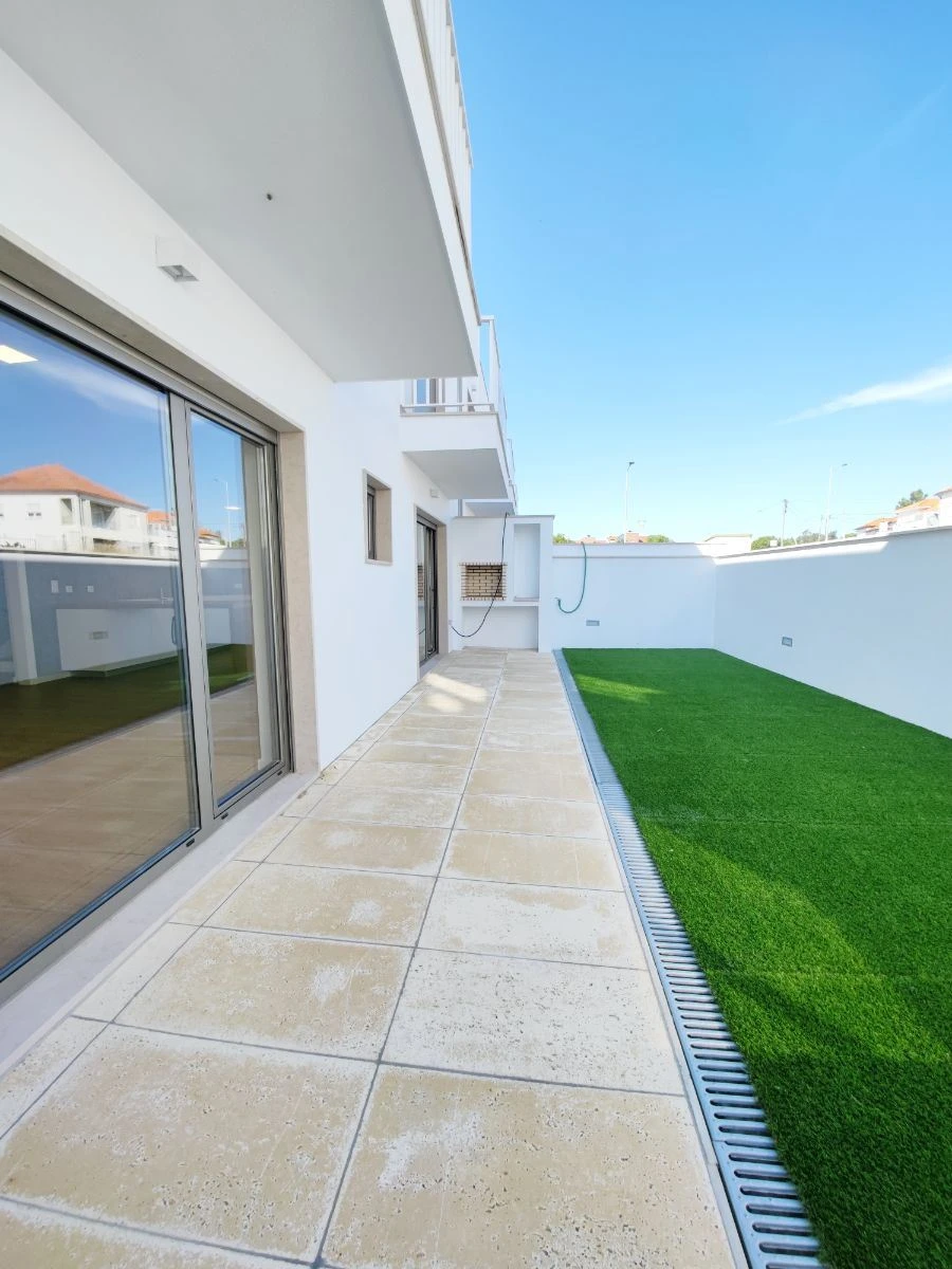 Moradia T5 para Venda em Vila Verde Foto 23