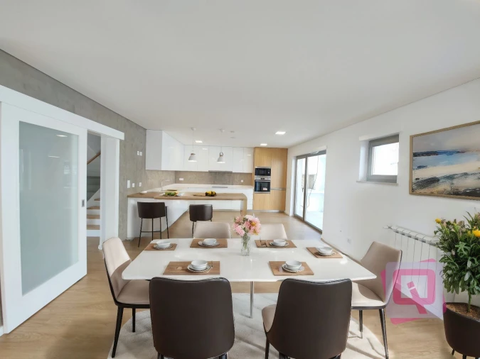 Moradia T5 para Venda em Vila Verde Foto 1