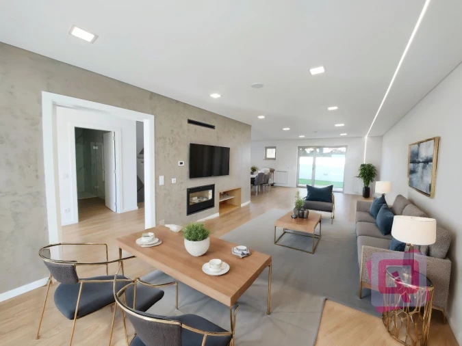 Moradia T5 para Venda em Vila Verde Foto 2