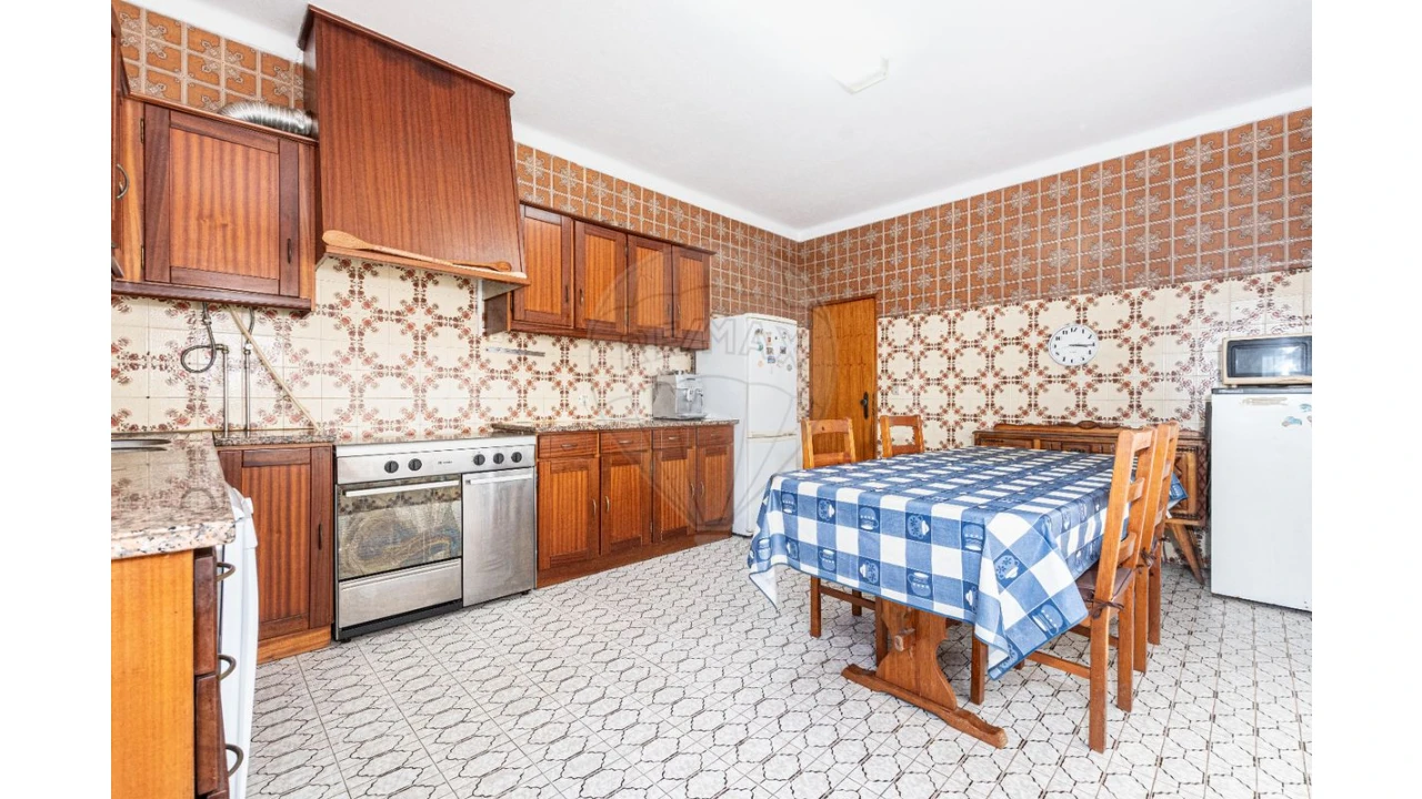 Quinta T3 para Venda em Alcoentre Foto 39