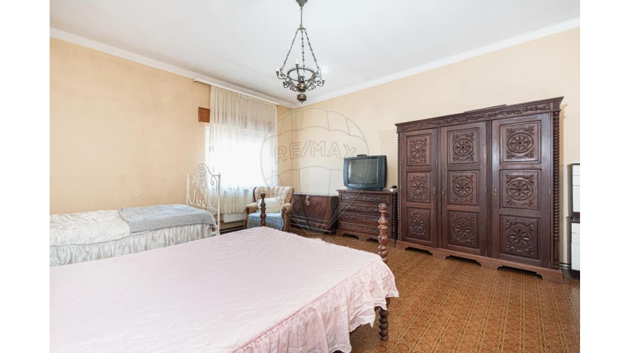 Quinta T3 para Venda em Alcoentre Foto 26