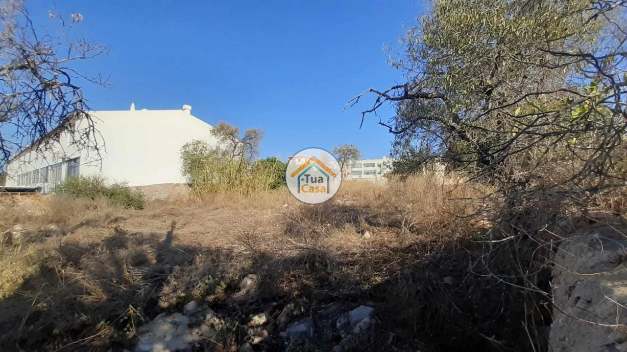 Terreno para Venda em São Brás de Alportel Foto 1