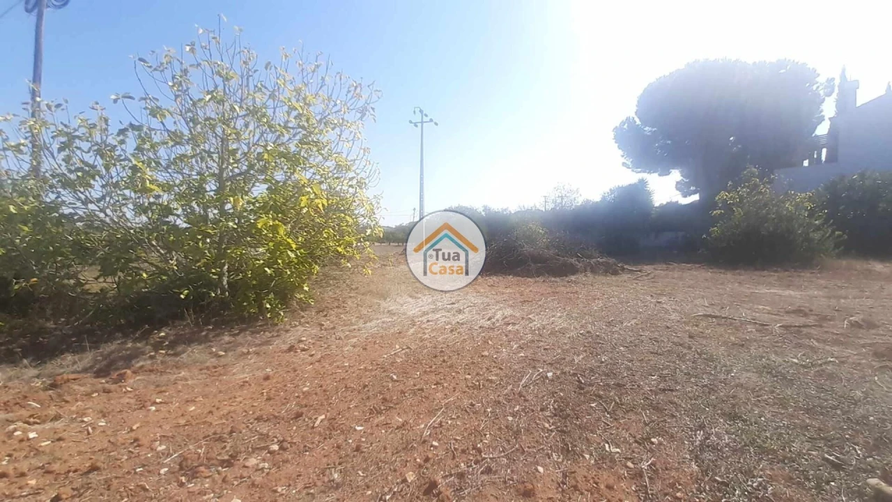 Terreno para Venda em São Brás de Alportel Foto 3