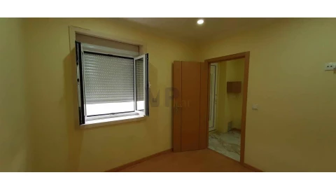 Moradia T3 para Venda em Campanhã
