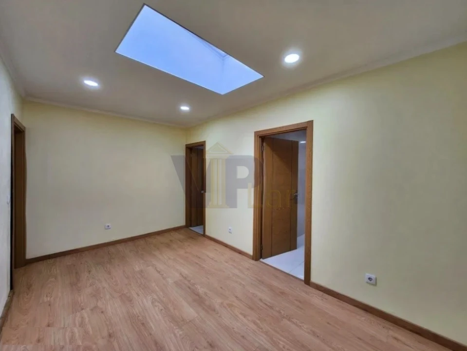 Moradia T3 para Venda em Campanhã Foto 3