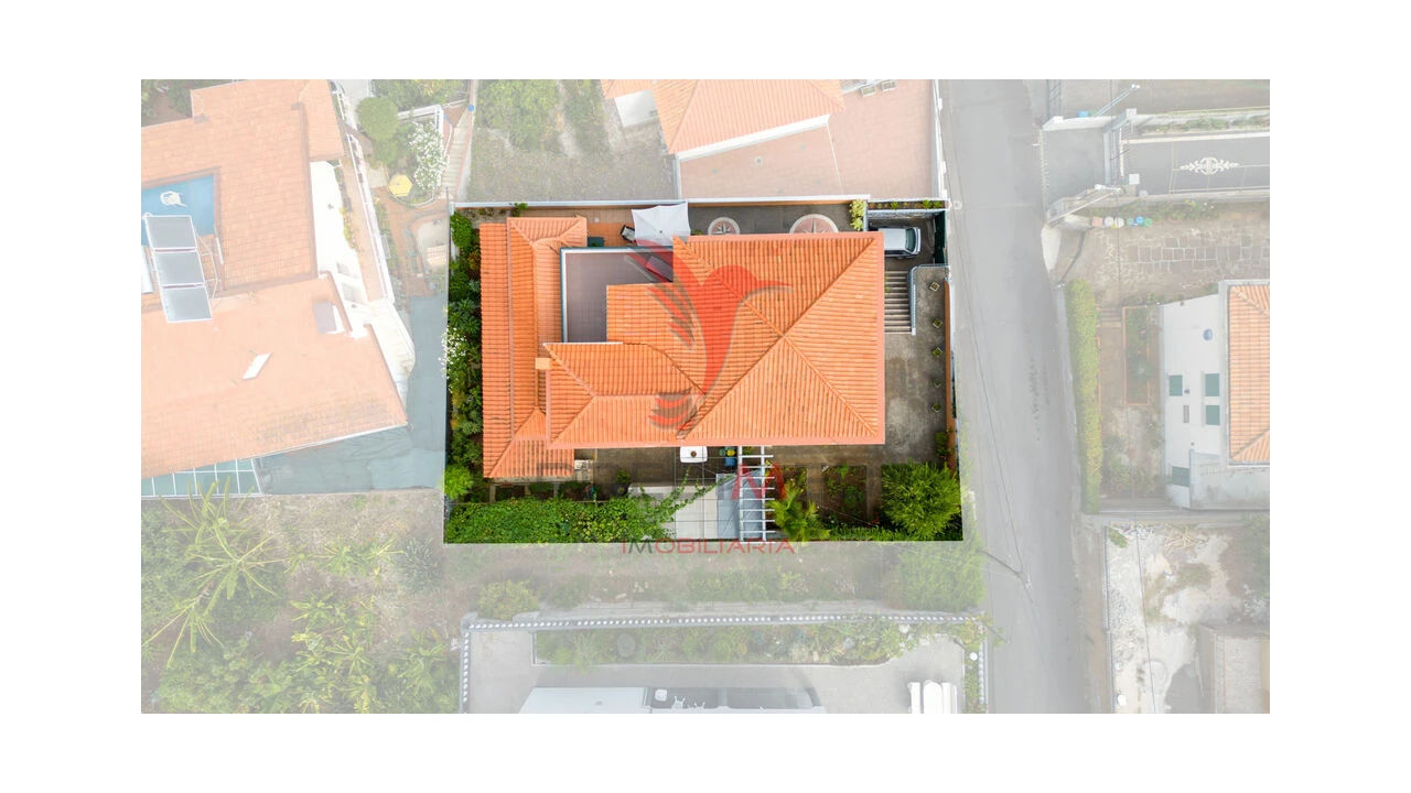 Moradia T5 para Venda em São Martinho Foto 6