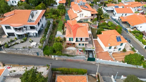 Moradia T5 para Venda em São Martinho