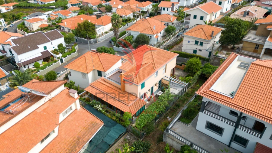 Moradia T5 para Venda em São Martinho Foto 4