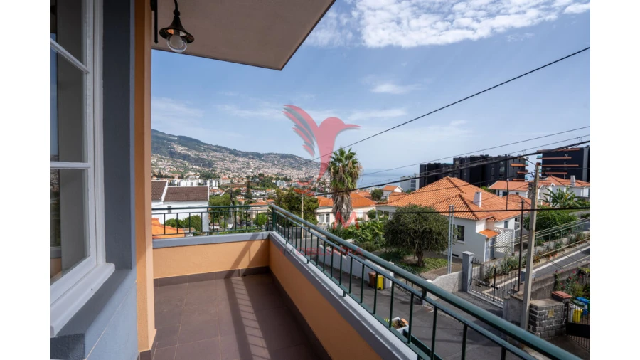 Moradia T5 para Venda em São Martinho Foto 14