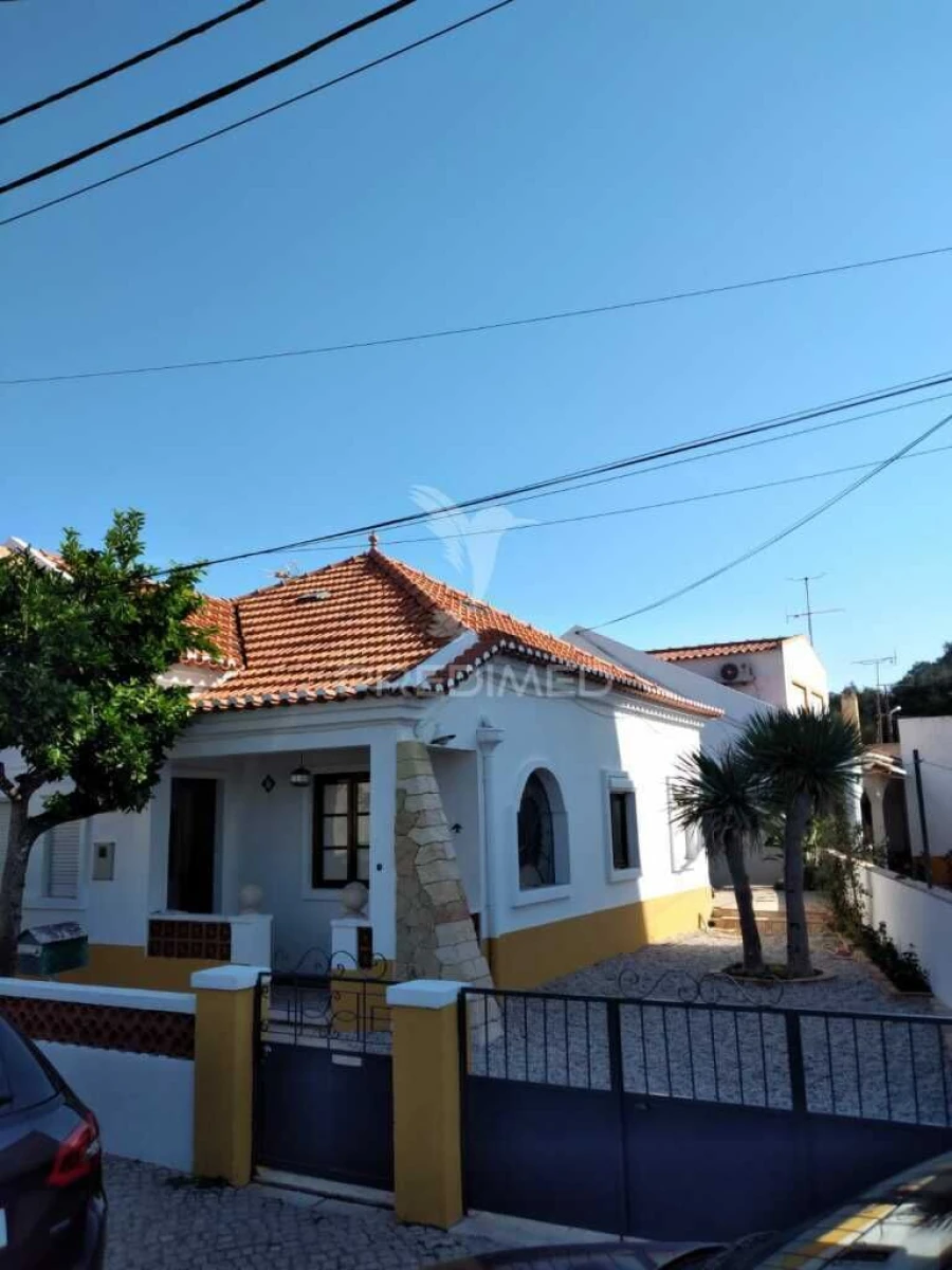 Moradia T2 para Venda em São Francisco da Serra Foto 6