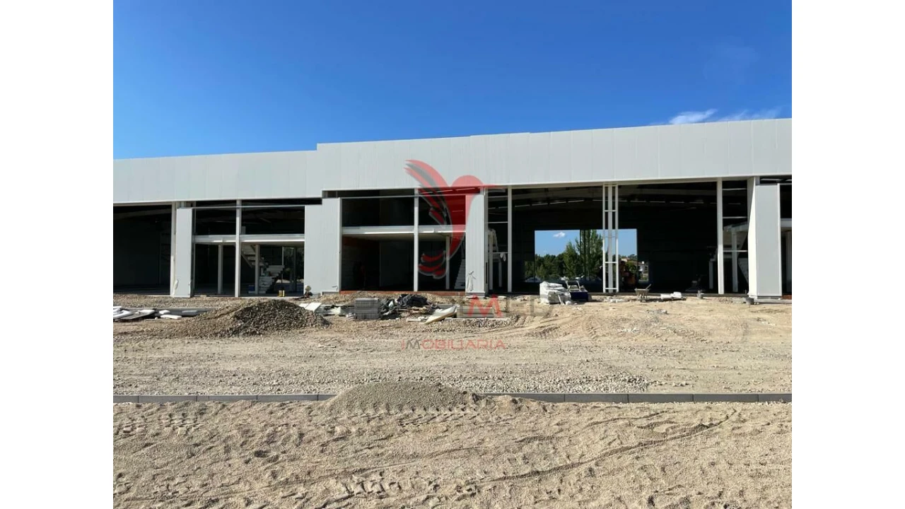 Armazém para Venda em Silveiros e Rio Covo (Santa Eulália) Foto 8