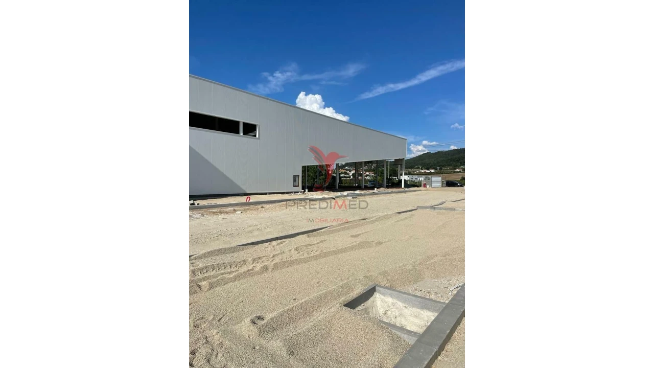 Armazém para Venda em Silveiros e Rio Covo (Santa Eulália) Foto 2