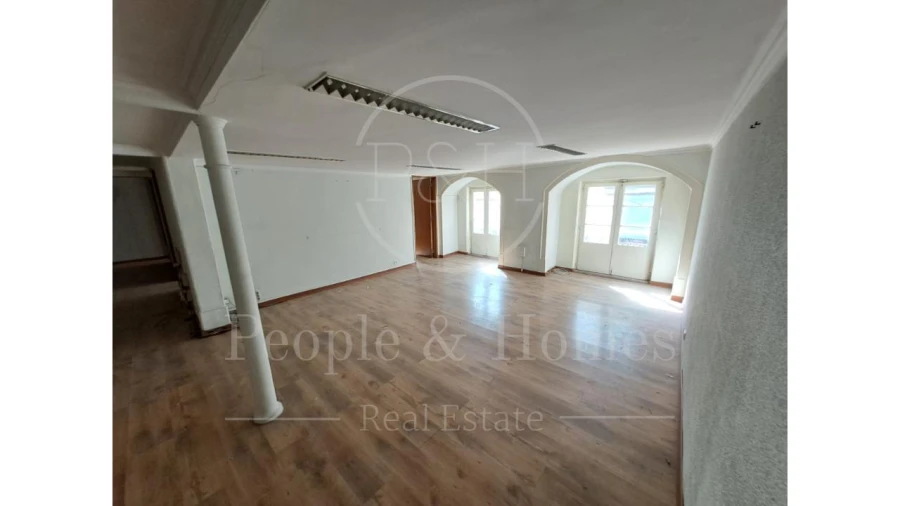 Escritório para Venda em Santa Maria Maior Foto 8