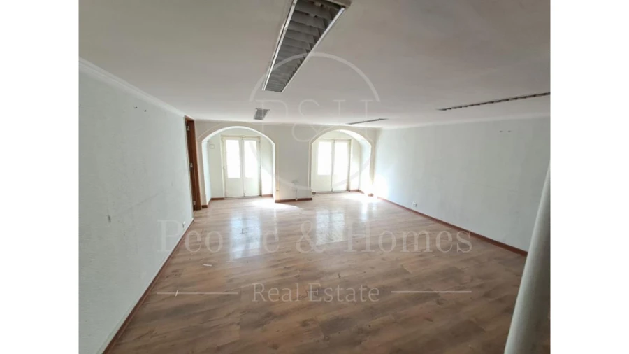 Escritório para Venda em Santa Maria Maior Foto 10