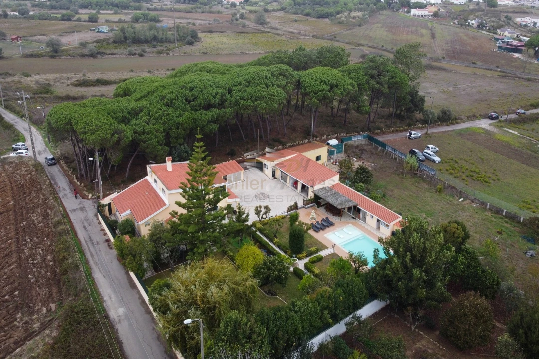 Moradia T3 para Venda em Agualva e Mira-Sintra Foto 5