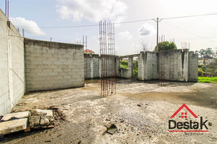 Terreno para Venda em Mundão Foto 10