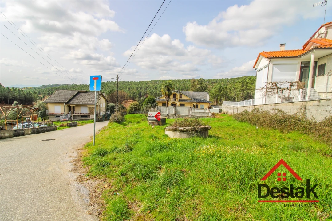 Terreno para Venda em Mundão Foto 2