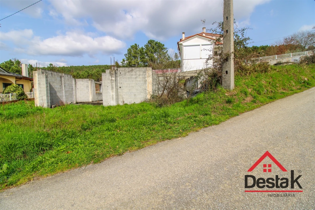 Terreno para Venda em Mundão Foto 7