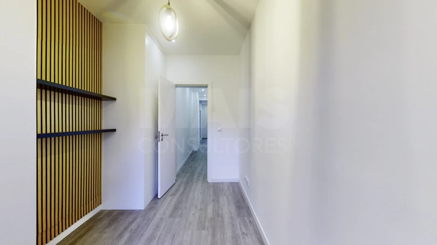 Apartamento T3 para Venda em Santo António Foto 8