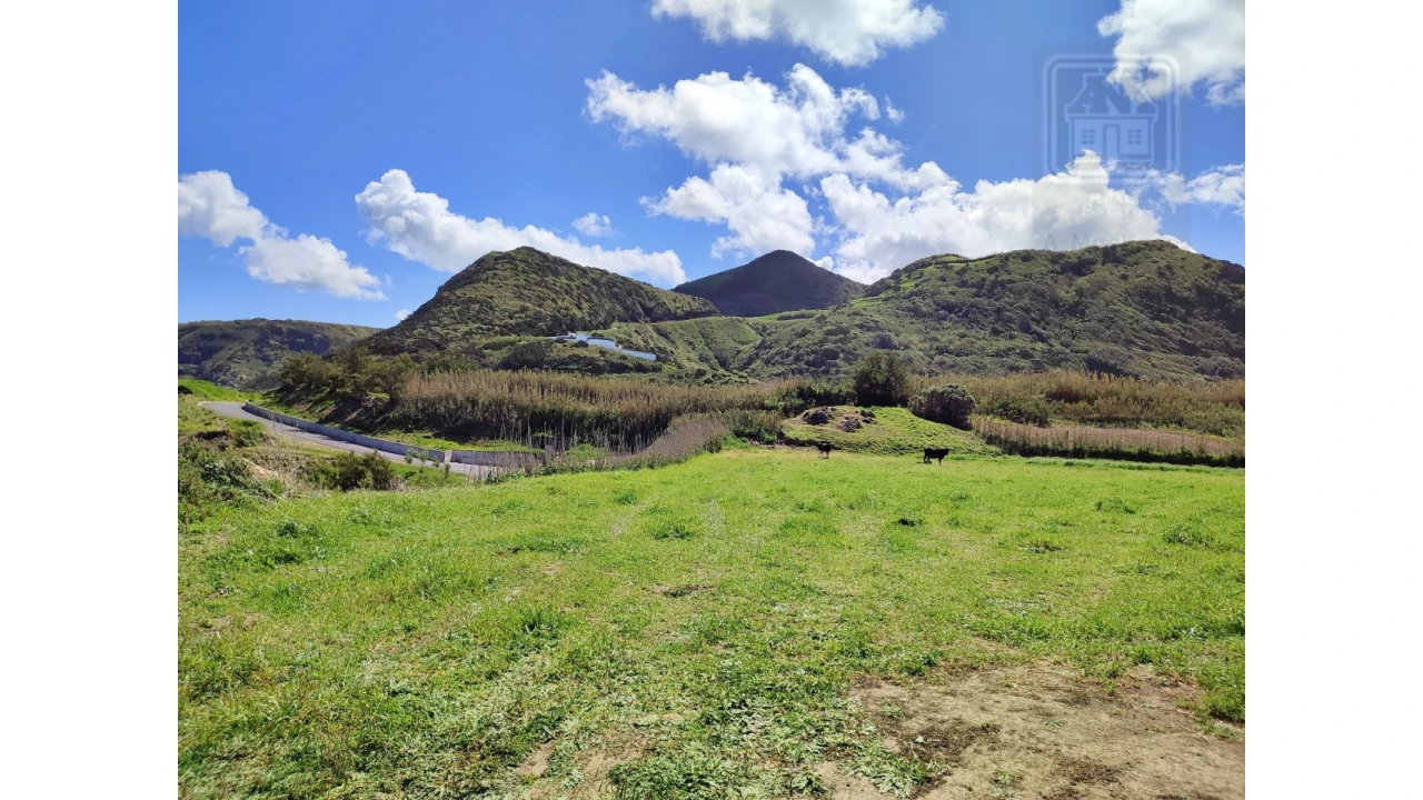 Terreno para Venda em Mosteiros Foto 5
