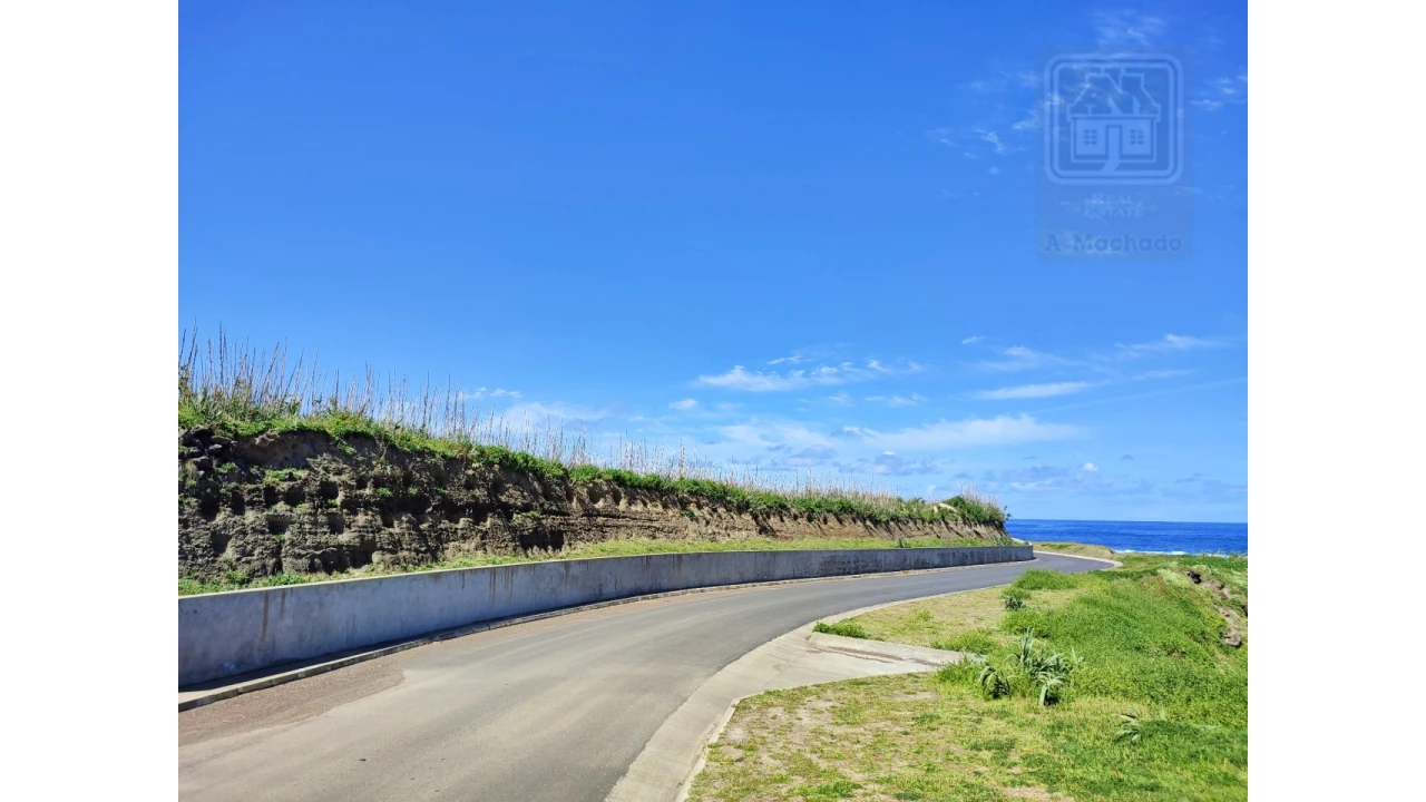 Terreno para Venda em Mosteiros Foto 7