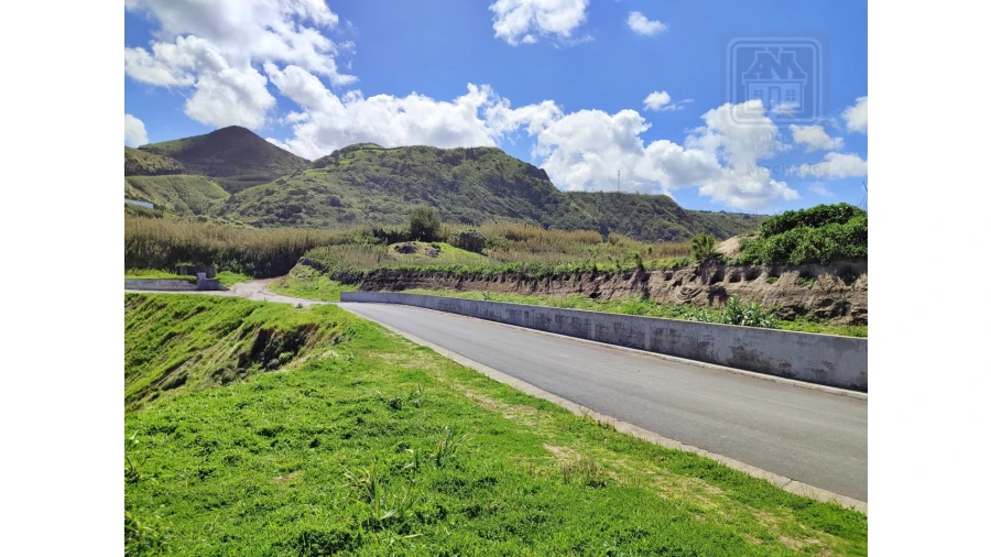 Terreno para Venda em Mosteiros Foto 6