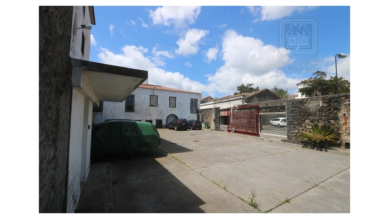 Prédio para Venda em Ponta Delgada (São José) Foto 9