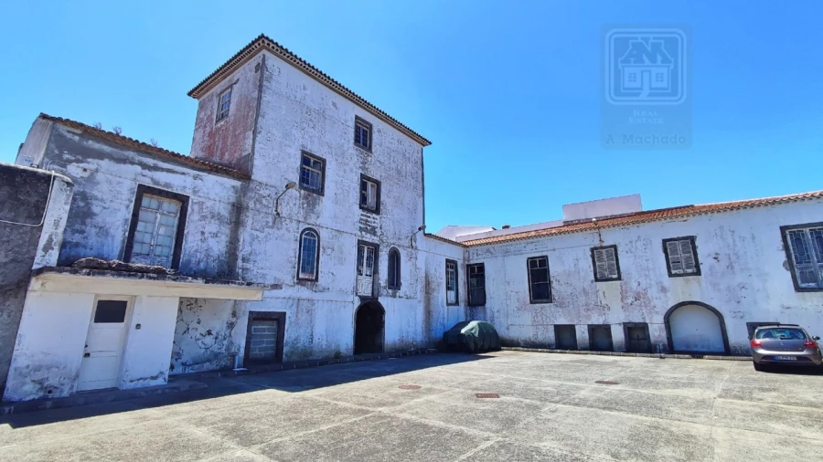 Prédio para Venda em Ponta Delgada (São José)