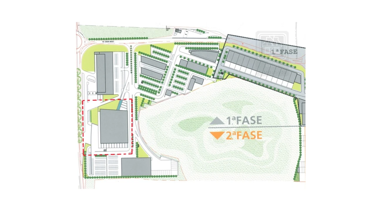 Terreno para Venda em Pico da Pedra Foto 2