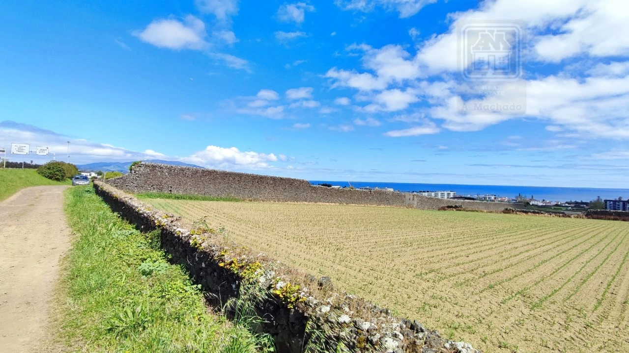 Terreno para Venda em Ponta Delgada (São José) Foto 2