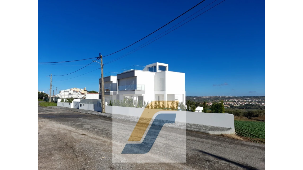 Moradia T4 para Venda em Lourinhã e Atalaia Foto 21