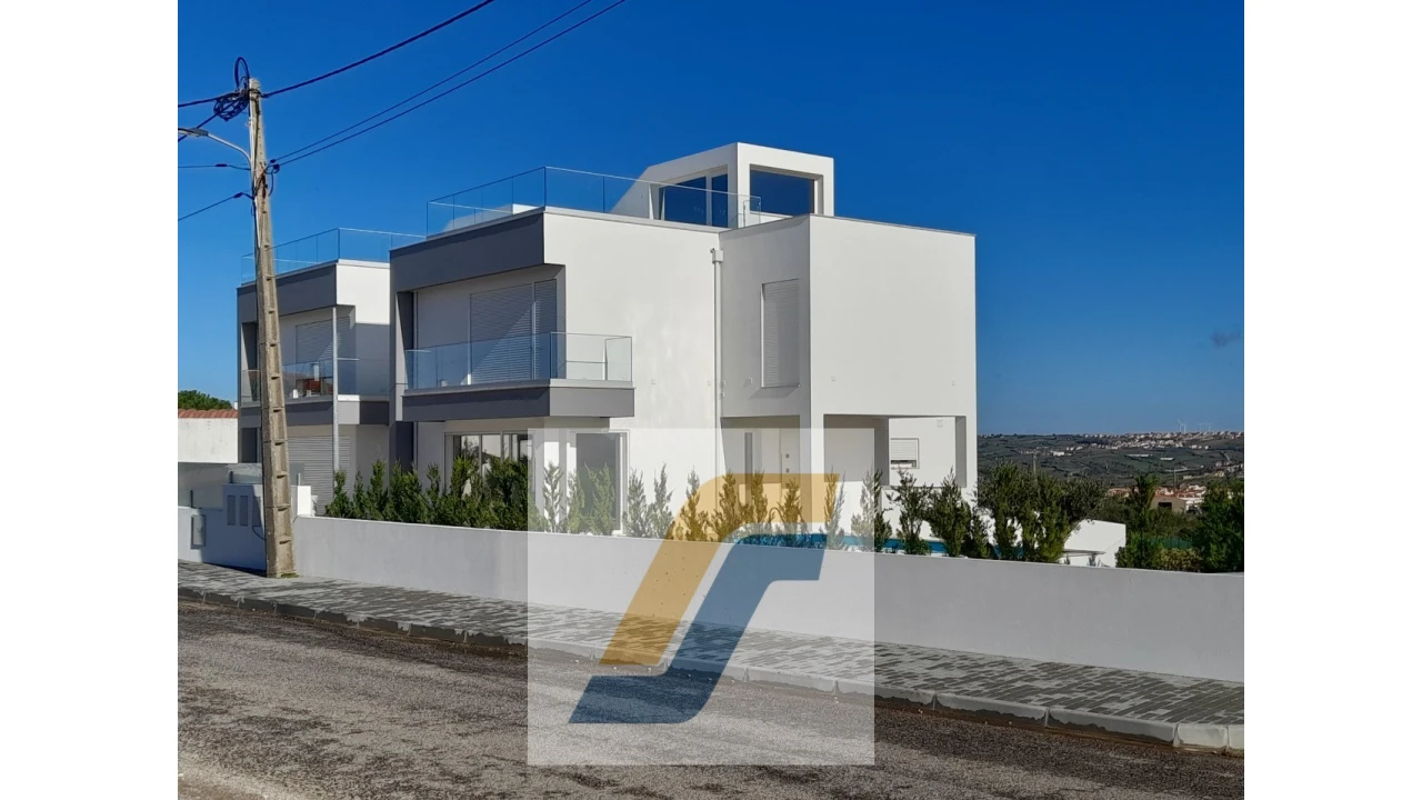 Moradia T4 para Venda em Lourinhã e Atalaia Foto 23