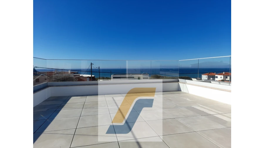 Moradia T4 para Venda em Lourinhã e Atalaia Foto 1