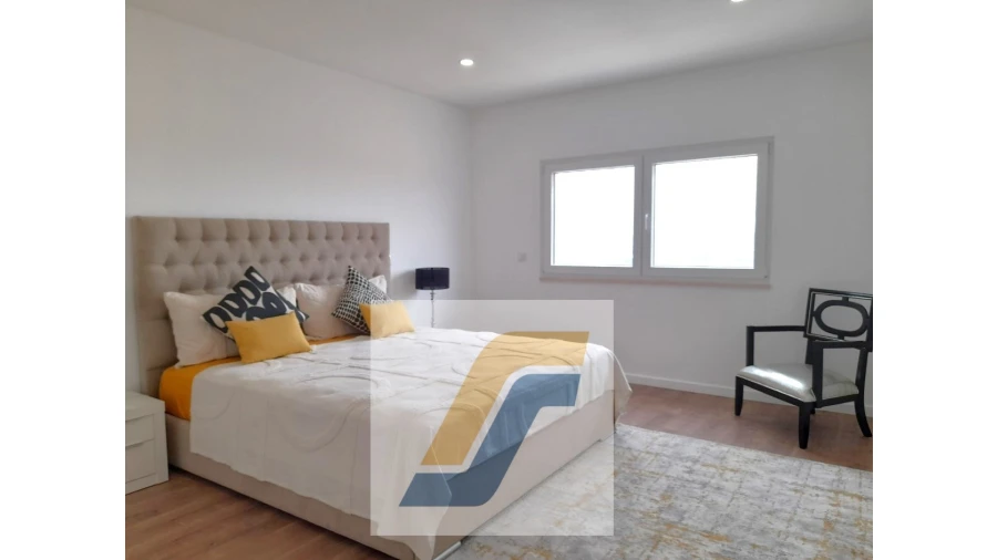 Moradia T3 para Venda em Lourinhã e Atalaia Foto 12