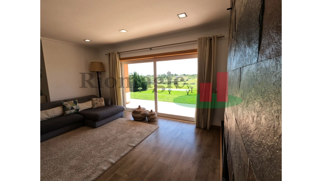 Moradia T3 para Venda em Abitureiras Foto 23